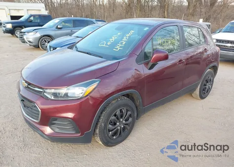 2017 Chevrolet Trax Ls z USA, uszkodzony, nr VIN 3GNCJKSB3HL270768